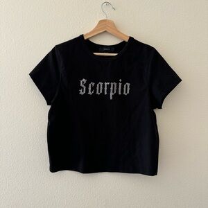 Scorpio black crop top (Plus size)